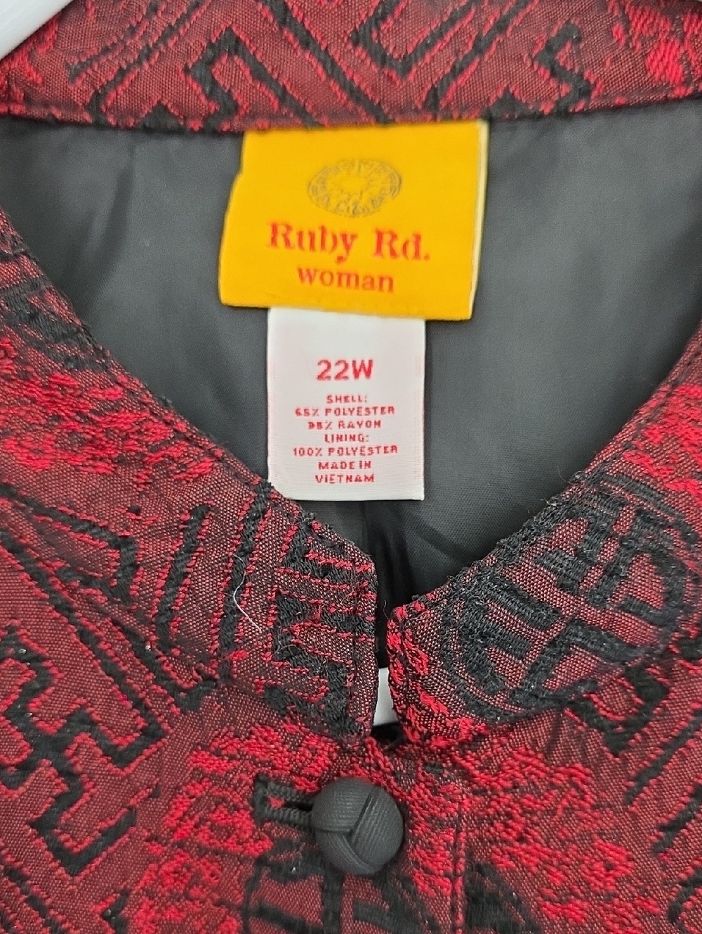 Ruby Rd. Woman Classic Red & Black Patterned Women's Jacket - Picture 2 of 10